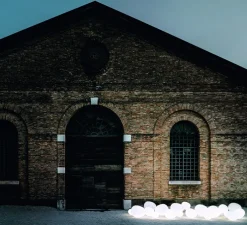 Lampe à poser, d'extérieur, Gregg X-Large, blanc, L59cm, H51cm - Foscarini