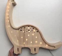 Lampe à poser enfant, Diplodocus, bois, LED, 2700K, 180lm, L39cm, H36cm - Little Lights