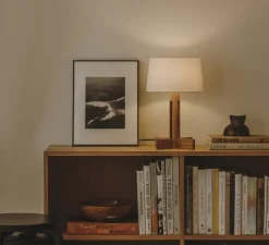 Lampe à poser, FAD Menor, bois, blanc, Ø26cm, H42cm - Santa & Cole