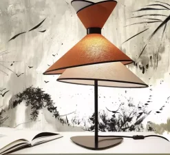 Lampe à poser, Grand Kimono, Blanc crème et orange, Ø50cm, H69cm - DesignHeure