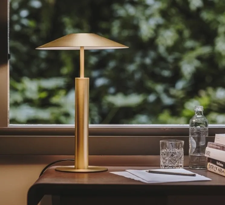 Lampe à poser, H, or mat, LED, 2700k, 534 lm, Ø28cm, H40cm - LEDs C4