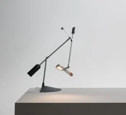 Lampe à poser, Halley, argent, LED, dim, 3000K, 1118 lm, L83,8cm, H55,5cm - Stilnovo