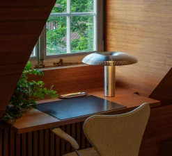 Lampe à poser, Ilumina, aluminium, LED, 2700K, 776lm, Ø40,3cm, H30,5cm - Wastberg