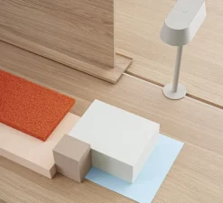 Lampe à poser, LINEAR MOUNTED, gris, LED, 3000K, 242lm, L23,2cm, H36,5cm - Muuto