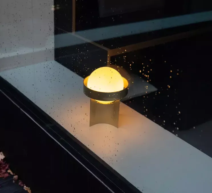 Lampe à poser, Loop, laiton, Ø18,5cm, H24,5cm - Tala