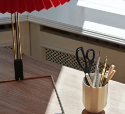 Lampe à poser, Matin 380, rouge vif, LED, 2800K, 150lm, Ø38cm, H52cm - HAY