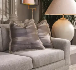 Lampe à poser, Moon Jar, sable, laiton brossé, L79cm, H102cm - Eichholtz