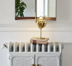 Lampe à poser, Multi-Lite Portable, laiton, Ø15cm, H30cm - Gubi