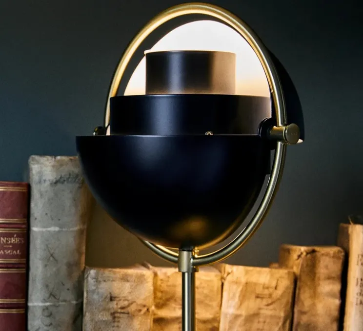 Lampe à poser, Multi-Lite Portable, laiton, noir mat, Ø15cm, H30cm - Gubi