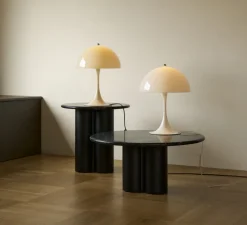 Lampe à poser, Panthella 320, blanc opale, Ø32cm, H43,8cm - Louis Poulsen