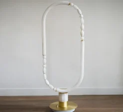 Lampe à poser, Pearl L, laiton satiné, albâtre, LED, 2700K, 3792 lm, TRIAC, L44cm, H115cm - AME EDITIONS MANUFACTUREES