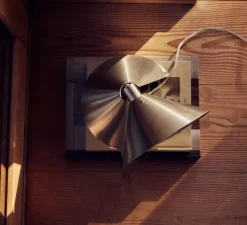 Lampe à poser, Peel, acier inoxydable brossé, L27,5cm, H27,9cm - Frandsen