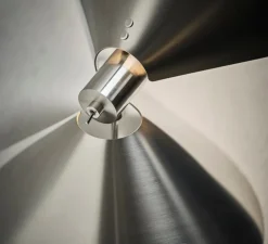 Lampe à poser, Peel, acier inoxydable brossé, L27,5cm, H27,9cm - Frandsen