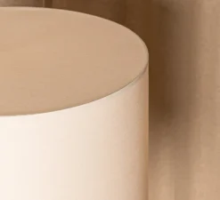 Lampe à poser, Peona, Albâtre Tobacco, câble noir, Ø40cm, H61cm - Simone & Marcel