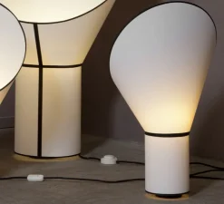 Lampe à poser, Petit Cargo, blanc, noir, H67cm - Designheure