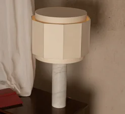 Lampe à poser, Pipo Okla, câble noir, Marbre blanc, Ø35cm, H60cm - Simone & Marcel
