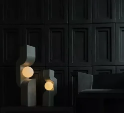 Lampe à poser, Sitting man Mini, gris, L16cm, H42,5cm - 101 Copenhagen