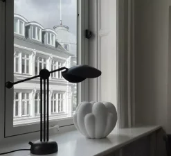 Lampe à poser, Stingray, bronze, L56,5cm, H53cm - 101 Copenhagen