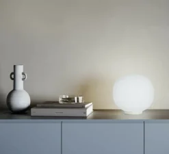 Lampe à poser, Volum 22, blanc brillant, dimmable, Ø22cm, H21cm - Lodes