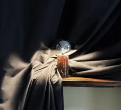 Lampe, Baladeuse, Adei, Marbre rouge, abat-jour chrome, IP44, LED, dim, 3000K, 350 lm, Ø15cm, H23cm - BACCARIS