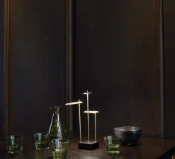 Lampe, baladeuse, Cordeless, KNOKKE, LED, 2700k, noir et laiton, L8cm, H35cm - DCW éditions Paris