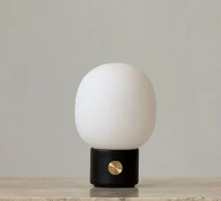 Lampe, Baladeuse, JWDA , noir, opalin mat, Ø14,5cm, H21,5cm - Audo Copenhagen
