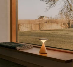 Lampe, Baladeuse, Salt, sable, IP21, LED, dim, 1300K à 2700K, 450 lm, Ø12,8cm, H19cm - GRAU