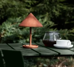 Lampe, Baladeuse, Terra, rouge rouille, marc de café recyclé, IP44, LED, dim, 2700K, 230 lm, Ø17,5cm, H25cm - Mater