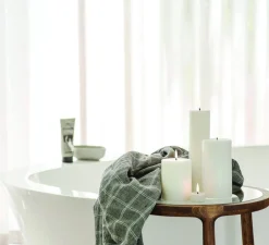 Lampe Bougie, Smooth Pillar, blanc nordique, Ø7,8cm, H20cm, LED, dim - UYUNI