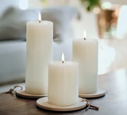 Lampe Bougie, Smooth Pillar, blanc nordique, Ø7,8cm, H10cm, LED, dim - UYUNI