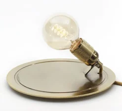 Lampe cloche, Glow in a dome, marron chataîgne, base laiton, H25,5cm, Ø23cm - Ebb and Flow
