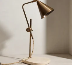Lampe de bureau, Cone, laiton brossé vieilli, terrazo blanc, câble doré, L20cm, H44cm - Contain