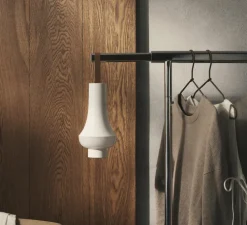 Lampe de poche, Tomoshi, blanc, LED, dim, 2700K, 81 lm, Ø12,5cm, H27,1cm - Louis Poulsen