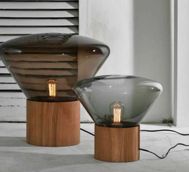 Lampe, Muffins, verre fumé marron, chêne brut, H52,6cm - Ø53cm - Brokis