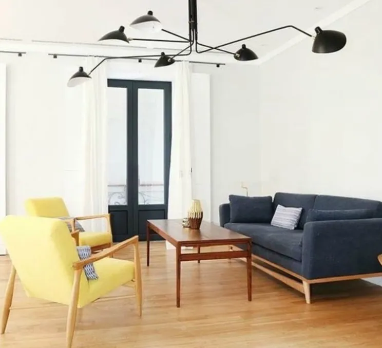 Plafonnier, 6 bras pivotants, noir, Ø271cm, H60cm - Serge Mouille