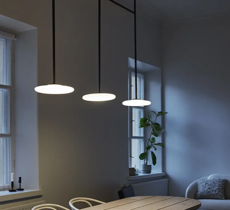 Plafonnier, Ihana, opale et noir, LED, 2700K, 3x1019lm, L168cm, H150cm - Marset