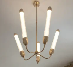 Plafonnier, Lemon squeeze penta long, laiton, verre opalin, Ø85,6cm, H99-154cm - Umage