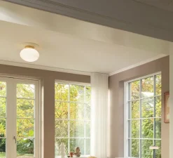 Plafonnier, Rizzatto 301, laiton satiné, opal, IP44, Ø30cm, H22cm - Nuura