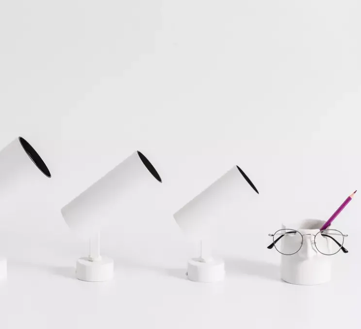 Spot ou applique en saillie, Fost, 35°, CRI>90, blanc mat, LED, 2700k, 1127lm, Ø6,4cm, H 13.6cm - Faro