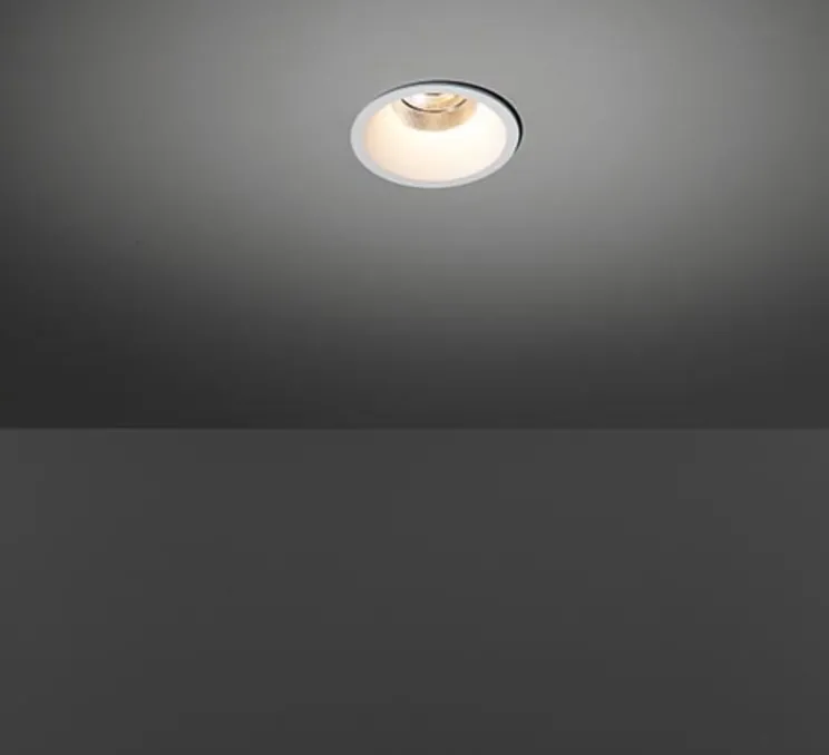 Spot, Smart lotis 82 LED GE, flood, 40°, blanc, LED, 3000K, 773lm, L8,2cm, H5,2cm - Modular