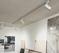 Spot sur rail, Numinos M 3PH, blanc, LED, dim, 3000K, 1800 lm, Ø18,5cm, H16,5cm - SLV