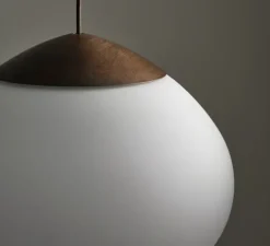 Suspension, Acorn, chêne massif teinté huilé, Ø21cm, H18cm - Bolia