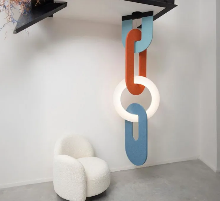 Suspension acoustique, Résonance 1 anneau 2 Maillons, Bleu clair, orange, gris bleu et blanc, LED, 3000K, 2990 lm, Ø66cm, H212cm - DesignHeure