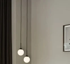 Suspension, Apiales 1, laiton, verre opalin, Ø12cm, H23,7cm - Nuura