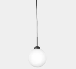 Suspension, Apiales 1, Large, noir satin, verre opalin, Ø20cm, H31,6cm - Nuura