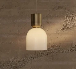 Suspension, Bell, opal, laiton, Ø16,9cm, H28,4cm - Ferm Living