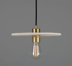Suspension, Bog Oak, céramique blanc mat rayé, laiton satiné, Ø28cm, H8,5cm - Mullan Lighting