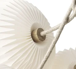 Suspension, Bouquet 5 Medium, papier blanc, Ø55cm, H40cm - Le Klint