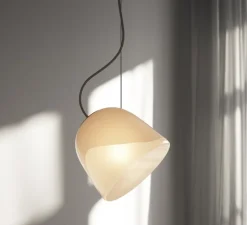 Suspension, Bright Breeze - Black cord, Laiton, transparent, Ø23cm, H24cm - Nordic Tales