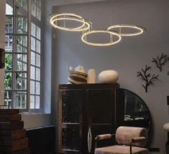 Suspension, Broche M, laiton, LED, 2700k, 10000 lm, L133cm, H26cm - DCW éditions Paris